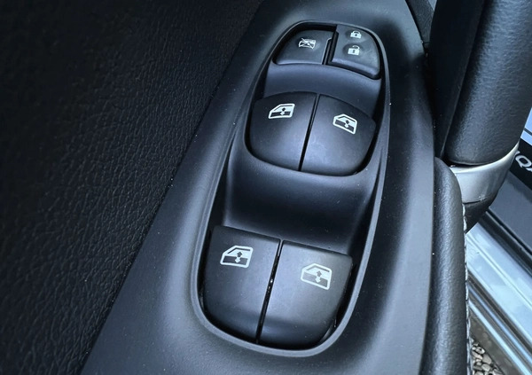 Nissan Qashqai cena 79900 przebieg: 131000, rok produkcji 2018 z Jeziorany małe 781
